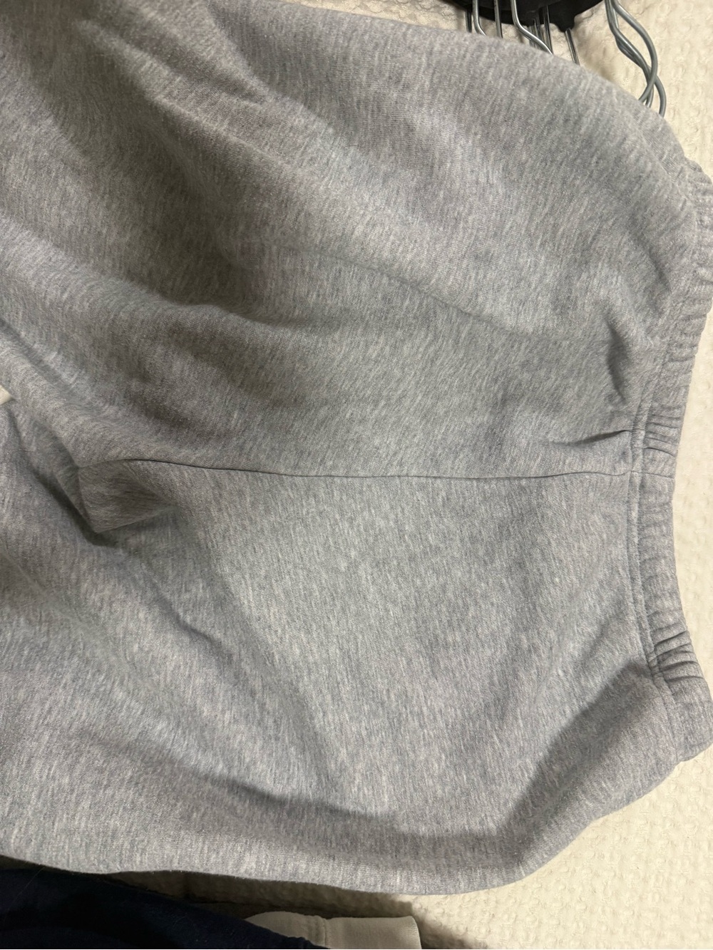 SKIMS Light Heather Gray Zip Hoodie & pants - Picture 7 of 10